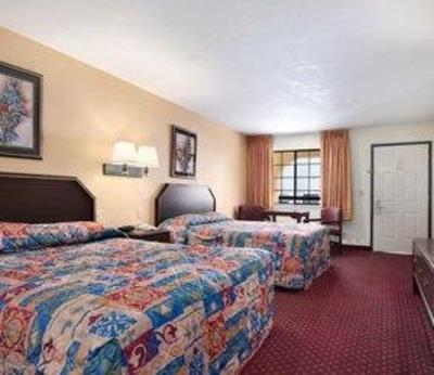 фото отеля Super 8 Motel Grand Prairie