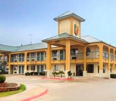 фото отеля Super 8 Motel Grand Prairie
