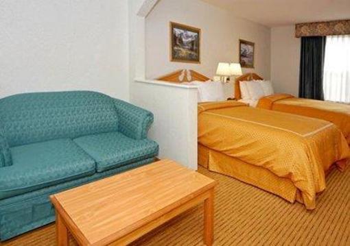 фото отеля Comfort Suites - Downtown