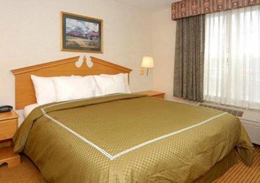 фото отеля Comfort Suites - Downtown