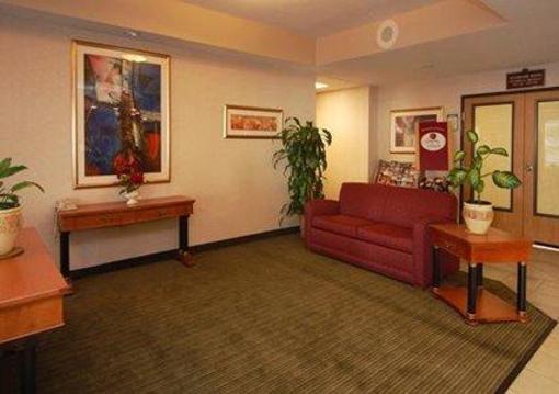 фото отеля Comfort Suites - Downtown