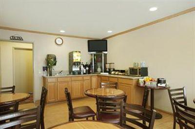фото отеля Red Roof Inn Palmdale-Lancaster