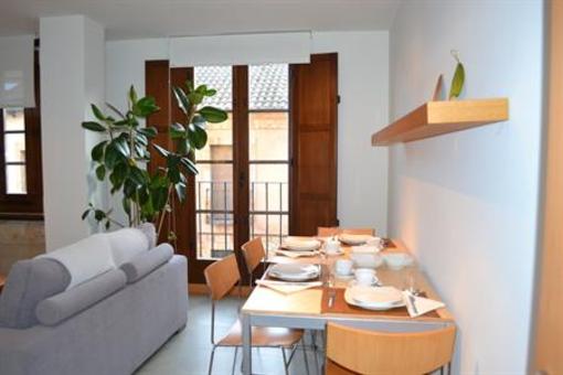 фото отеля Apartamentos Suites & Homes