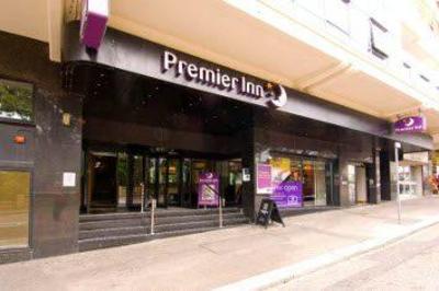 фото отеля Premier Inn Bournemouth Central