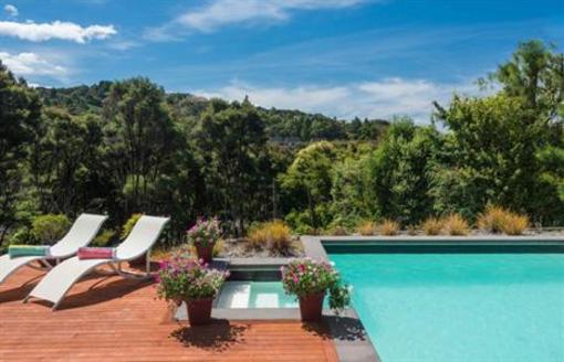 фото отеля Decks Bed & Breakfast Paihia