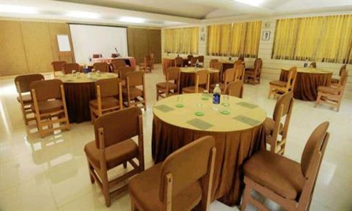 фото отеля Sai Inn Alibag