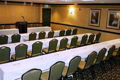 фото отеля Country Inn & Suites West Youngstown