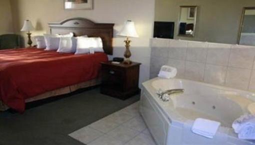 фото отеля Country Inn & Suites West Youngstown