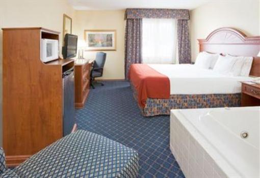 фото отеля Holiday Inn Express Bemidji