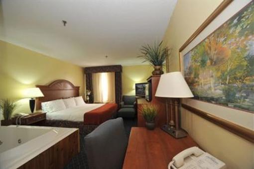фото отеля Holiday Inn Express Bemidji