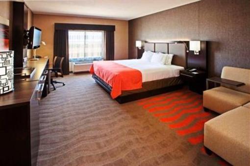 фото отеля Holiday Inn Express and Suites Columbus Edinburgh