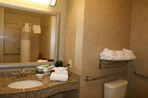 фото отеля Hampton Inn Harrisonburg South
