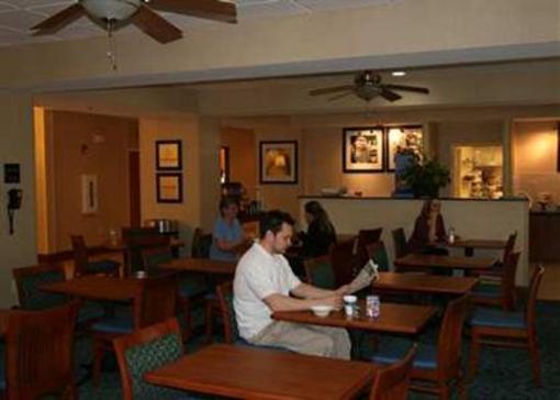 фото отеля Hampton Inn Harrisonburg South