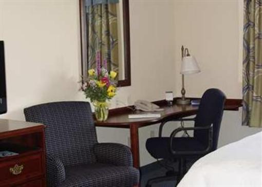 фото отеля Hampton Inn Harrisonburg South