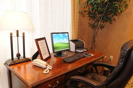фото отеля Hampton Inn & Suites by Hilton - Pensacola University Mall