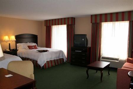 фото отеля Hampton Inn & Suites by Hilton - Pensacola University Mall