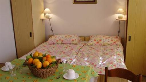 фото отеля Apartments Lucic Dubrovnik