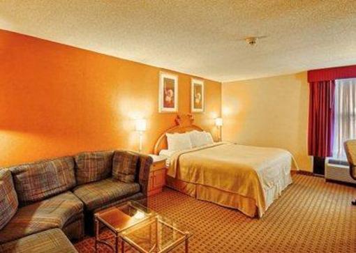 фото отеля Quality Inn & Suites Shelbyville