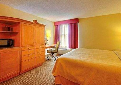 фото отеля Quality Inn & Suites Shelbyville