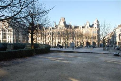 фото отеля Hotel Du Commerce Antwerp