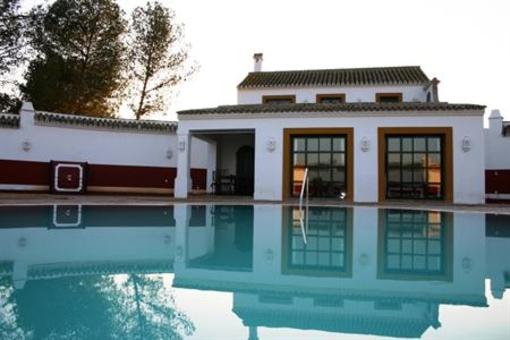 фото отеля Hotel Cortijo Soto Real Las Cabezas de San Juan