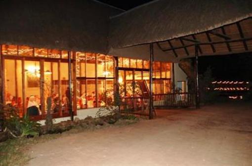 фото отеля Inkwenkwezi Private Game Reserve Safari Lodge