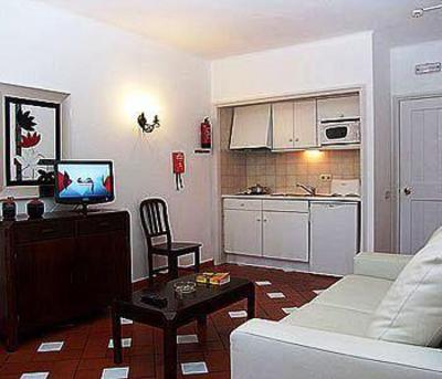фото отеля Porta da Vila Apartments