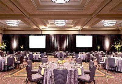 фото отеля Sheraton Kansas City Hotel at Crown Center