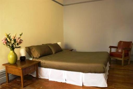 фото отеля Glebe Village Backpackers