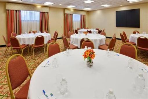 фото отеля Holiday Inn Express Hotel & Suites Bethlehem