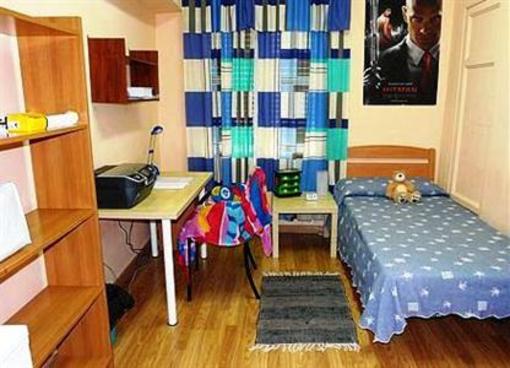фото отеля Hostal San Marius Travessera Barcelona