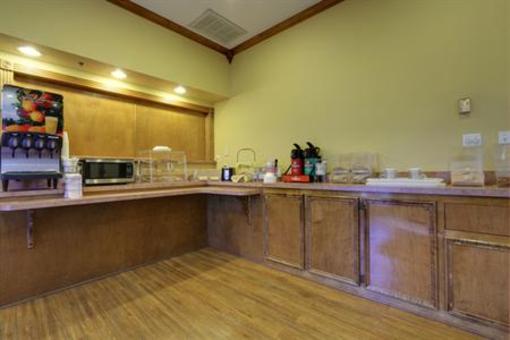 фото отеля Americas Best Value Inn Rockport Fulton