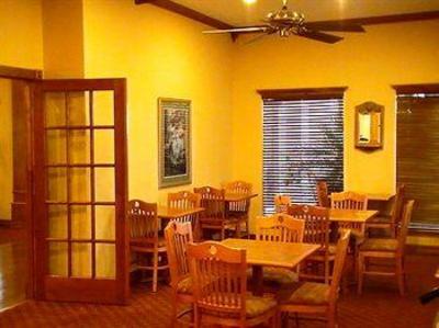 фото отеля Americas Best Value Inn Rockport Fulton