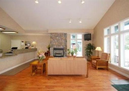 фото отеля Comfort Inn Half Moon Bay