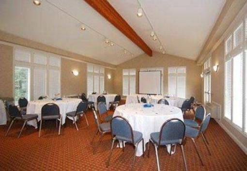 фото отеля Comfort Inn Half Moon Bay