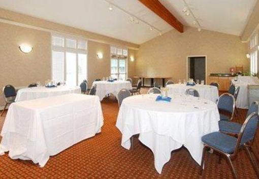 фото отеля Comfort Inn Half Moon Bay