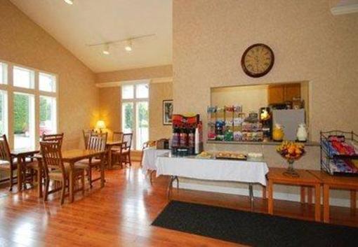 фото отеля Comfort Inn Half Moon Bay