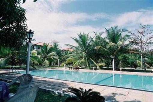 фото отеля Hotel Lagoon Paradise Negombo