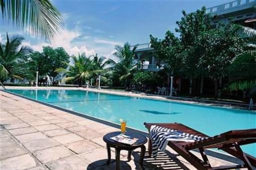фото отеля Hotel Lagoon Paradise Negombo
