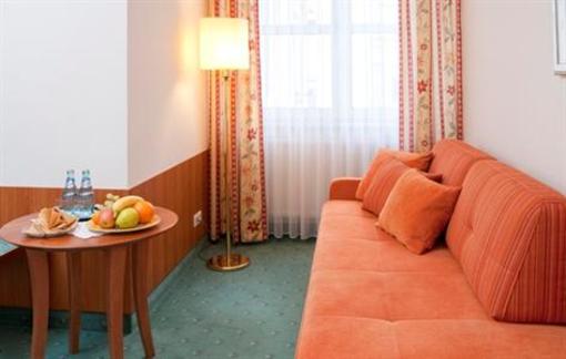 фото отеля Hotel Haus Am Park Bad Homburg vor der Hohe