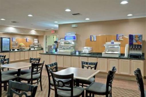 фото отеля Holiday Inn Express Bend