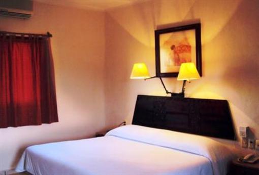 фото отеля Maya Inn Playa del Carmen