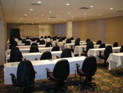 фото отеля Ramada Plaza Hotel & Conference Center