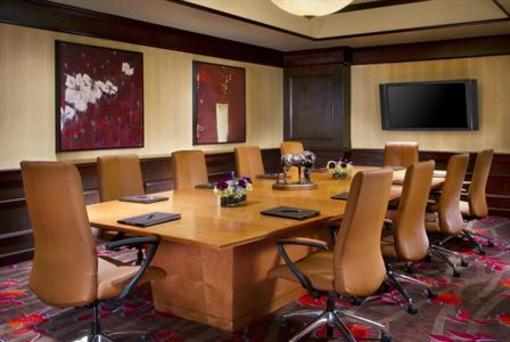 фото отеля Sheraton Oklahoma City Hotel