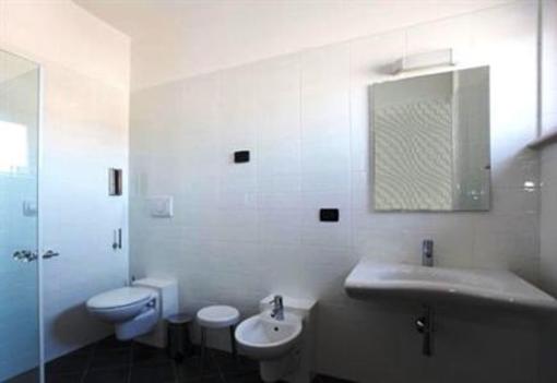 фото отеля Hotel Lido Torri Del Benaco