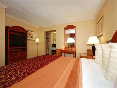 фото отеля Best Western Hollywood Plaza Inn