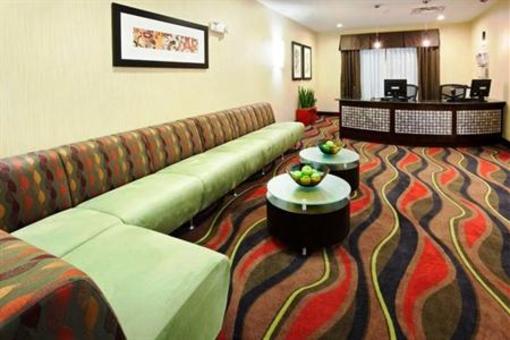 фото отеля Holiday Inn Express Hotel & Suites Mt Juliet-Nashville Area
