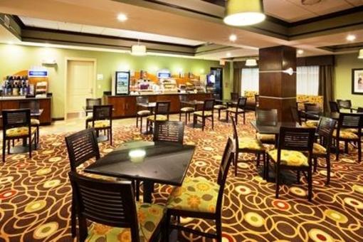 фото отеля Holiday Inn Express Hotel & Suites Mt Juliet-Nashville Area