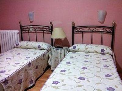 фото отеля Hostal Nersan II Madrid
