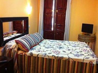 фото отеля Hostal Nersan II Madrid